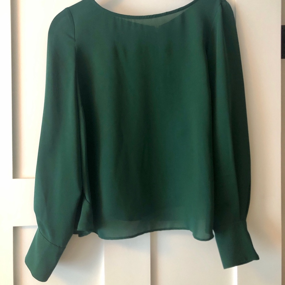 bebe Ruffled Top